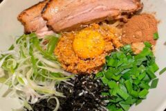 진한 국물과 쫄깃한 면발이 매력적인 라멘 맛집 5곳