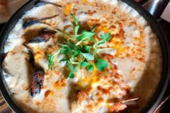 따끈한 국물과 깊은 풍미가 매력적인 뚝배기 맛집 4곳