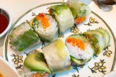 서울의 봄을 더욱 특별하게 즐길 수 있는 벚꽃놀이 명소 맛집 5곳