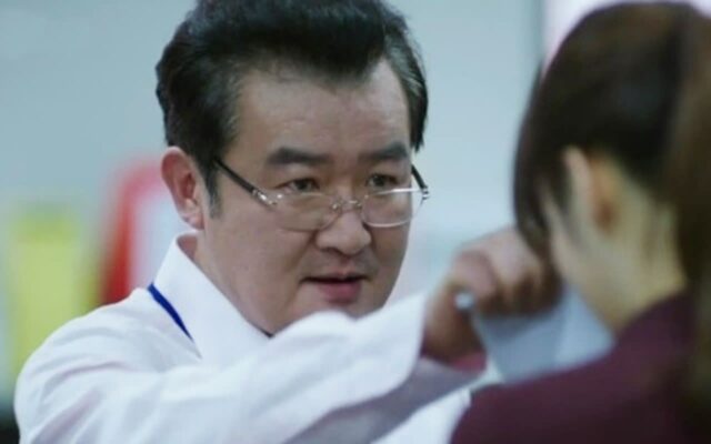 못 배운 성격이 티가 나는 순간 4가지