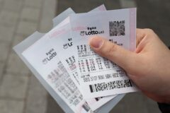 “로또 1등 당첨자” 30억 당첨됐지만 당첨된 지역도 몰라서 못 찾는다는 ‘이곳’