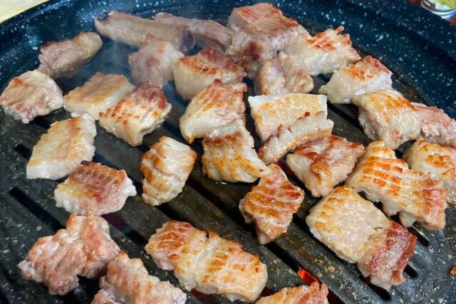 신선한 육즙과 풍부한 풍미가 살아있는 프리미엄 별미, 생갈비 맛집 5곳