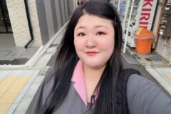 이국주, 편안한 ‘산책룩’에도 숨길 수 없는 ‘러블리’ 매력…가을 여인 변신