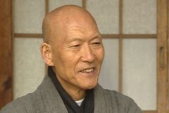 법정 스님이 말한 살면서 절대 붙잡으면 안 되는 4가지