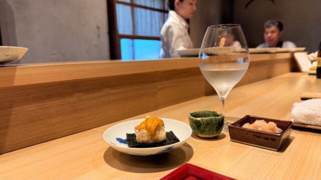 도쿄 츠키지에서 만난 품격 있는 스시 오마카세 — Tsukiji Sushi Yamaharu 후기