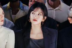 안유진 패션위크 아쉽..