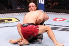 [UFC] 찰스 올리베이라, 맥스 할로웨이에 ‘BMF 타이틀전’ 공식 제안