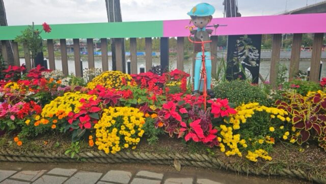 아라천 디자인큐브에서 예술 작품 제작을 돕는 AI 강연 후기, 계양아라온 가을꽃국화 축제 행사 전경까지