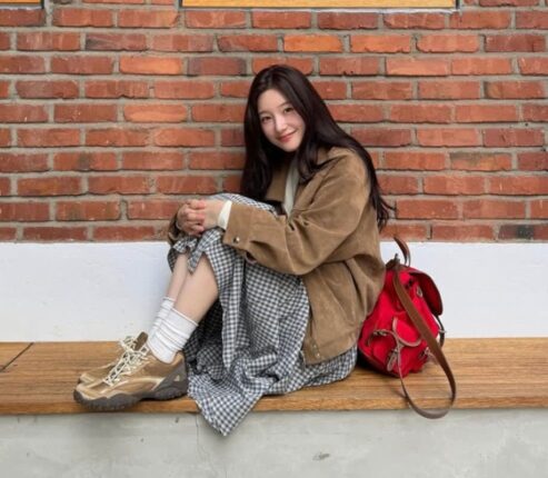 이렇게 입으면 실패 없는 정채연 가을 코디 정석 근황