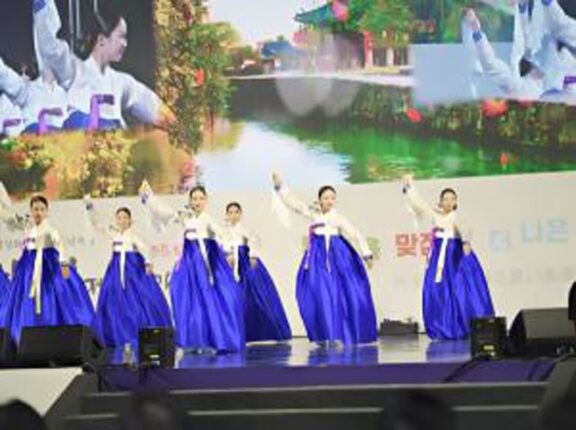 두 손을 맞잡고 더 나은 미래로 ‘한일축제한마당 2025 in Seoul’를 향해~