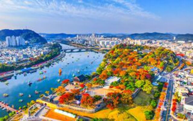 “왜 수도권 단풍에 감흥이 없지?” 지방 사람만 아는 가을 경남 여행지 BEST 6