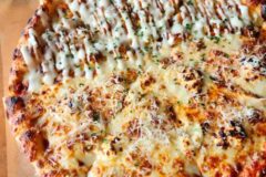 다양한 스타일과 풍미로 사랑받는 피자 맛집 5곳