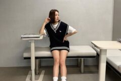 “평범한 니트 조끼인데…” 강소라가 입으니 룩이 달라졌다