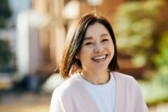 “45살 넘으면 중요해지는 것” 3위 외모, 2위 말투, 1위는?