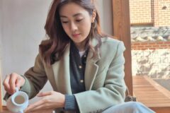 경복궁과 북촌 가을이다…강소라, 35살 애둘맘의 고요한 힐링