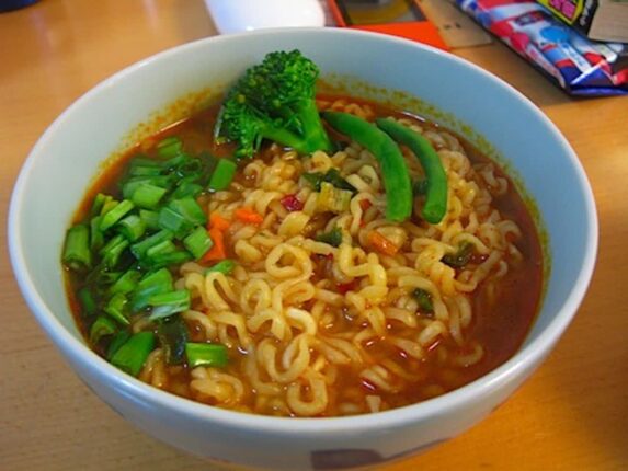 “이 국물” 매일 마시던 분들, 10년 뒤 신장병 판정 받았습니다