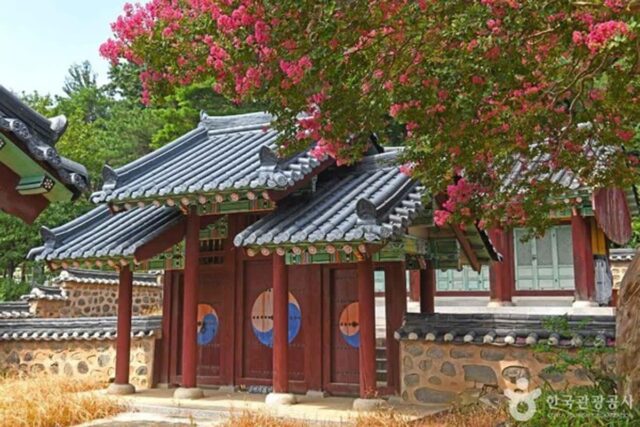 익산 가볼 만한 곳, 백제의 숨결과 미식이 어우러진 가을날의 정취