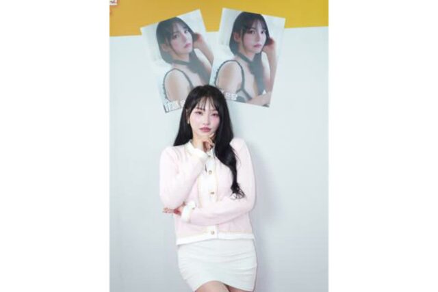 [NF포토] VROOK, ‘2025 가상융합산업대전’서 화려한 첫선…피날레 모델 오은담과 함께 빛나다