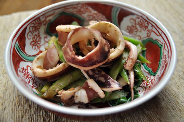 고혈압 환자가 저녁에 절대 먹으면 안 되는 반찬 3개 고혈압환자라면 꼭 보세