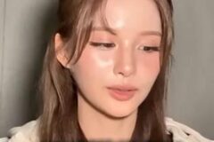 마트 직원 언니마저 가만히 못 냅두는 아이돌 미모썰