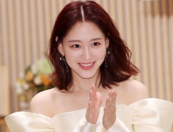갑자기? 열애설도 없었는데.. 뜬금없이 유부녀라고 밝힌 연예인