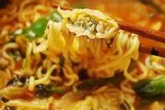 숙취 있을 때 “이 해장 음식” 드시면 오히려 간이 더 망가집니다