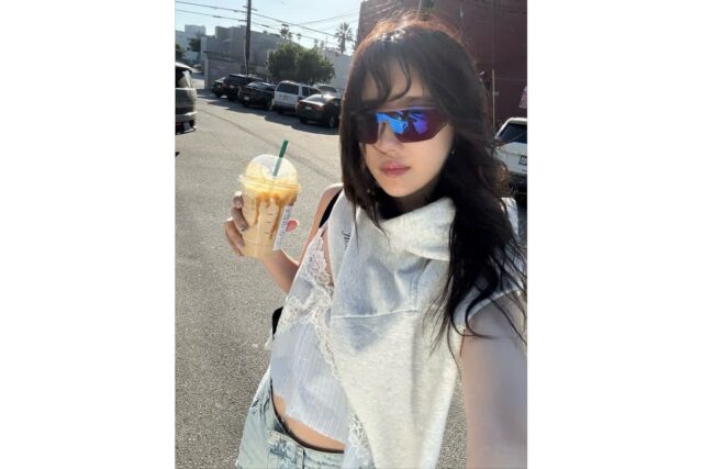 이지아, 선글라스 하나로 분위기 싹 바꾼 LA 스트릿 여행 패션