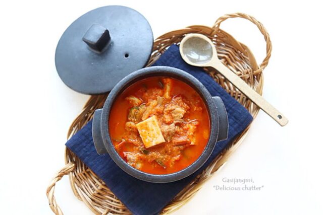 콩비지찌개 레시피 돼지고기 비지찌개 얼큰한 국물요리 집밥