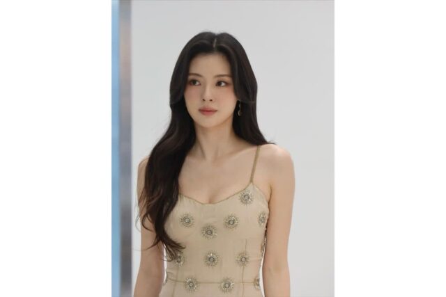 그저 예능 멘트인 줄 알았는데… 7년째 진짜 열애 중인 여배우의 웨이브