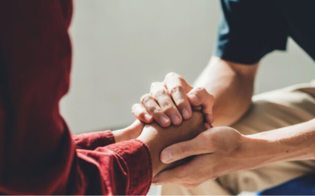 나이들수록 친했던 친구들이 불편해지는 이유 4가지