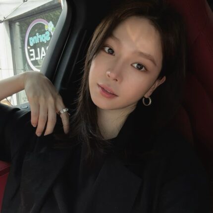 ‘얼짱배우’에서 100억대 사업가로 성장한 30대 여배우의 스트레이트 헤어