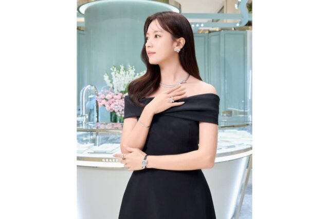 한효주, 지성과 아름다움 모두…다이아몬드처럼 빛나는 38세