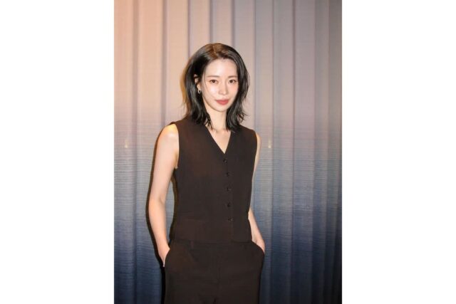 라면을 한 끼에 5개나 먹는다는 47kg 대식가 여배우의 미디엄 레이어드