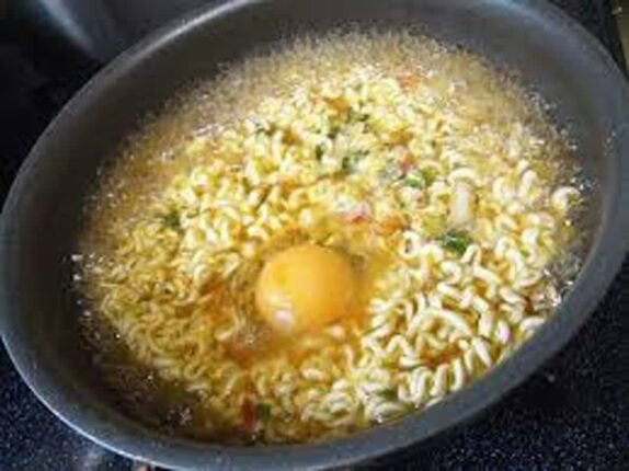 숙취 때문에 찾는 ‘이 메뉴’, 실제로는 간 해독 속도를 절반으로 떨어뜨립니다