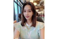 50대 맞아? 실물로 본 사람들이 너무 예뻐 놀랐다는 미스코리아 출신 여배우의 내추럴 C컬