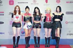 [NF포토] “열정과 빛으로 물들다” ‘테디스 어워즈 시상식 2025’ 가수 엑신(X:IN)과 함께한 특별한 밤