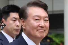 “재판 정지”…윤석열 풀려날 유일한 기회