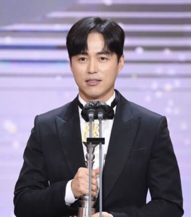 미우새 출신 또 장가간다! 열애중 밝힌 45세 미혼 배우