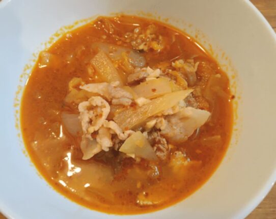김치찌개 끓일 때 “이 음식” 꼭 넣으세요 너무 맛있어서 놀랄겁니다.