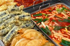 다양한 먹거리와 활기찬 분위기를 즐길 수 있는 건대 맛집 5곳