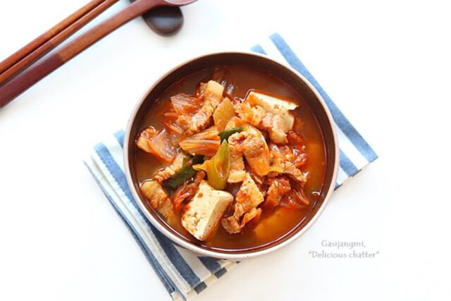돼지고기김치찌개 집밥 국물요리 김치찌개 레시피