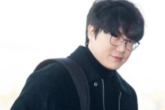 성시경, 한국 떠났다… 일본 行