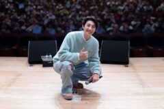 조연인데 일본에서 엄청난 인기를 끌며 팬미팅 한 의외의 한국 배우