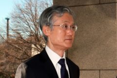 조희대 대법원장, ‘입건’… “사상 초유 사태”