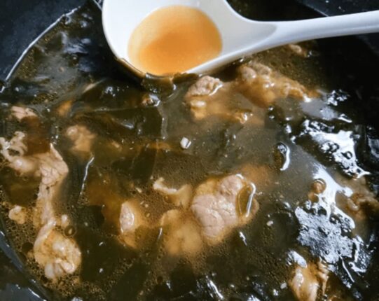 미역국에다 “이 음식”을 추가해보세요 소고기 넣은것 보다 맛있습니다.