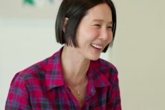 “걸레질하던 모습 그대로..” 7살에 母 마지막 모습 목격 고백한 방송인