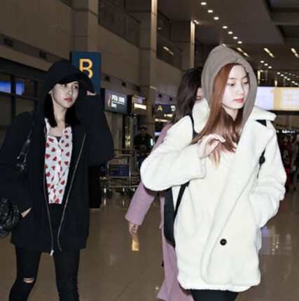 “개인 일정까지 따라와”…칼 뽑은 JYP, 사생활 침해 강력대응 예고