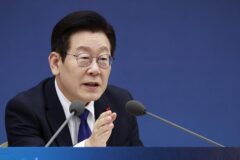 李 대통령, “탈모=병” 발언에 시끌…