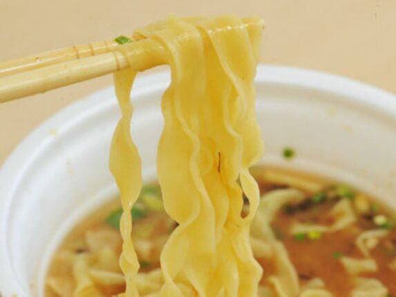 매일 먹는 ‘이 국물’ 끊으세요. 나도 모르게 암세포 키우는 치명적인 독입니다