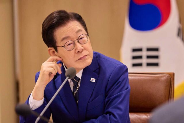 李, ‘지지율’ 끄떡없다… 결과 보니